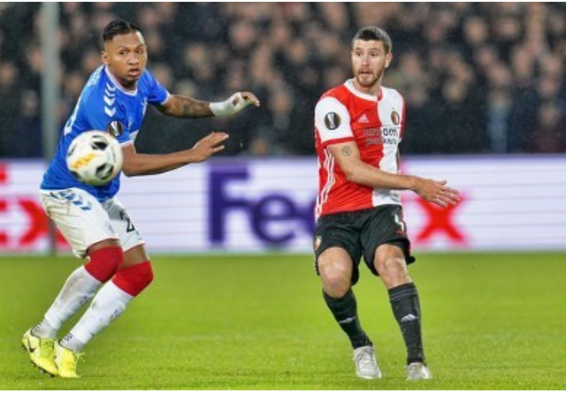 从容不迫地 从容不迫地