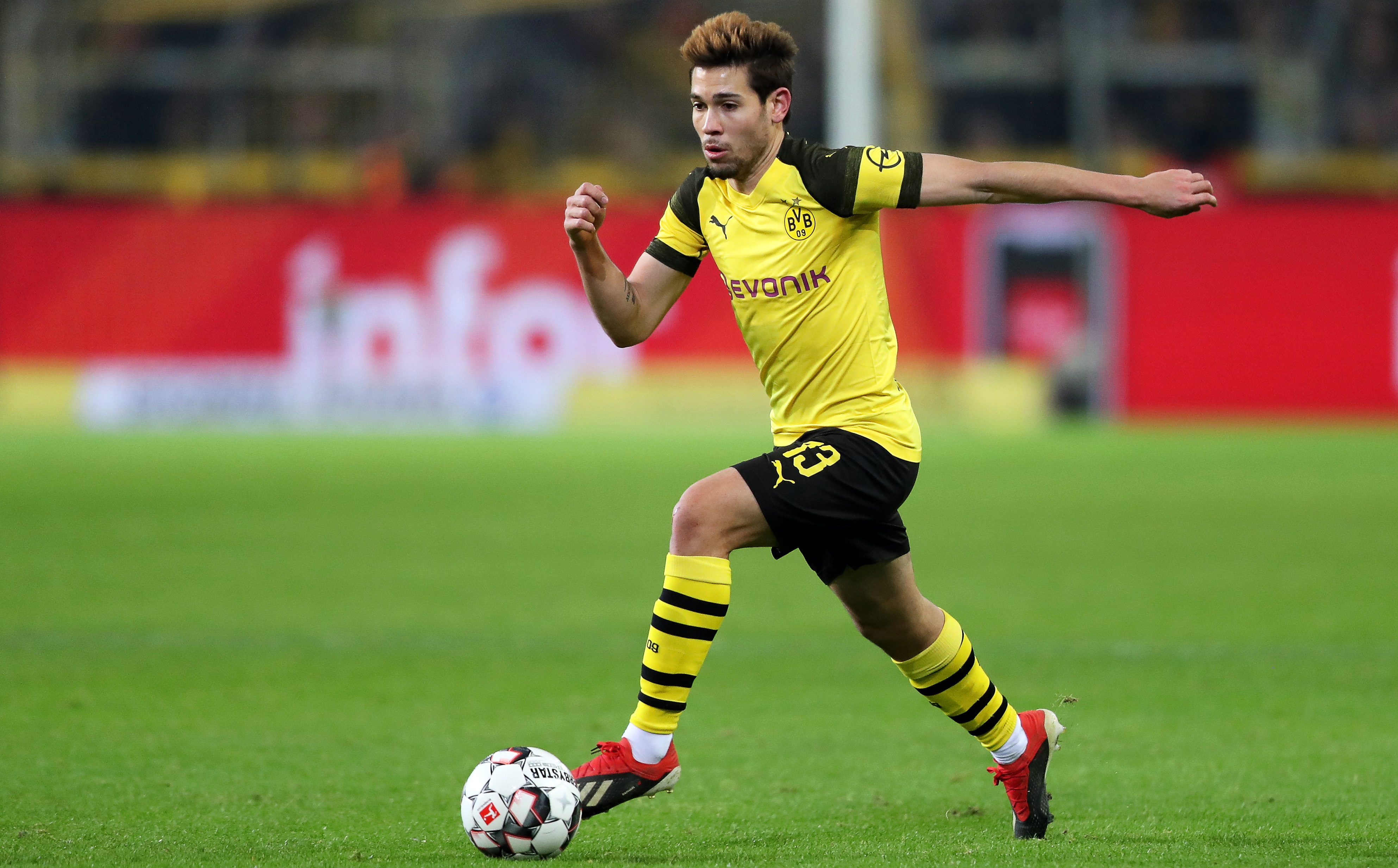 并利用自己 并利用自己