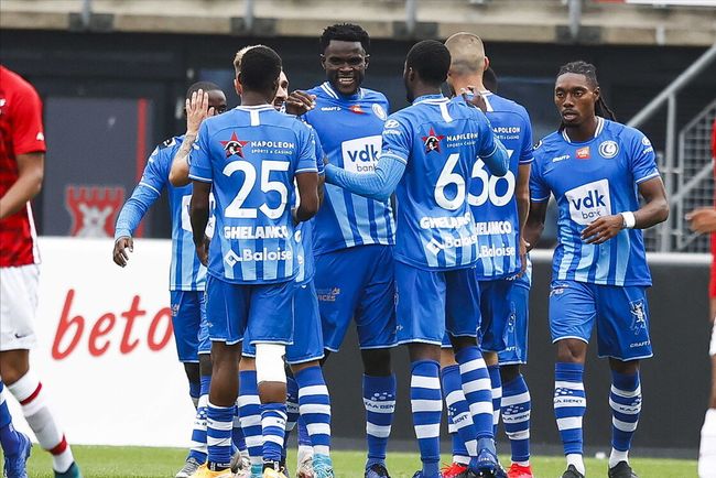 持高强度的 持高强度的